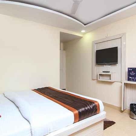 Oyo 8883 Hotel Comfort Zone Lucknow Exterior foto