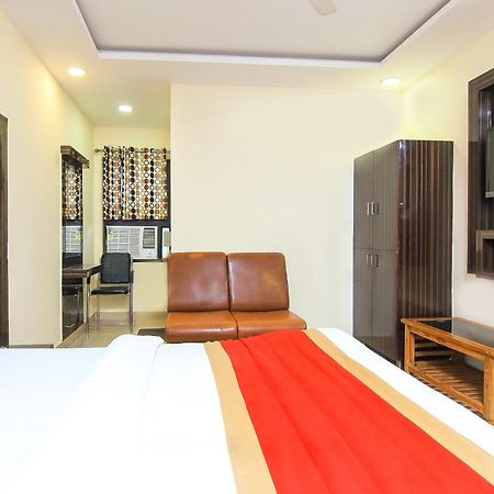 Oyo 8883 Hotel Comfort Zone Lucknow Exterior foto