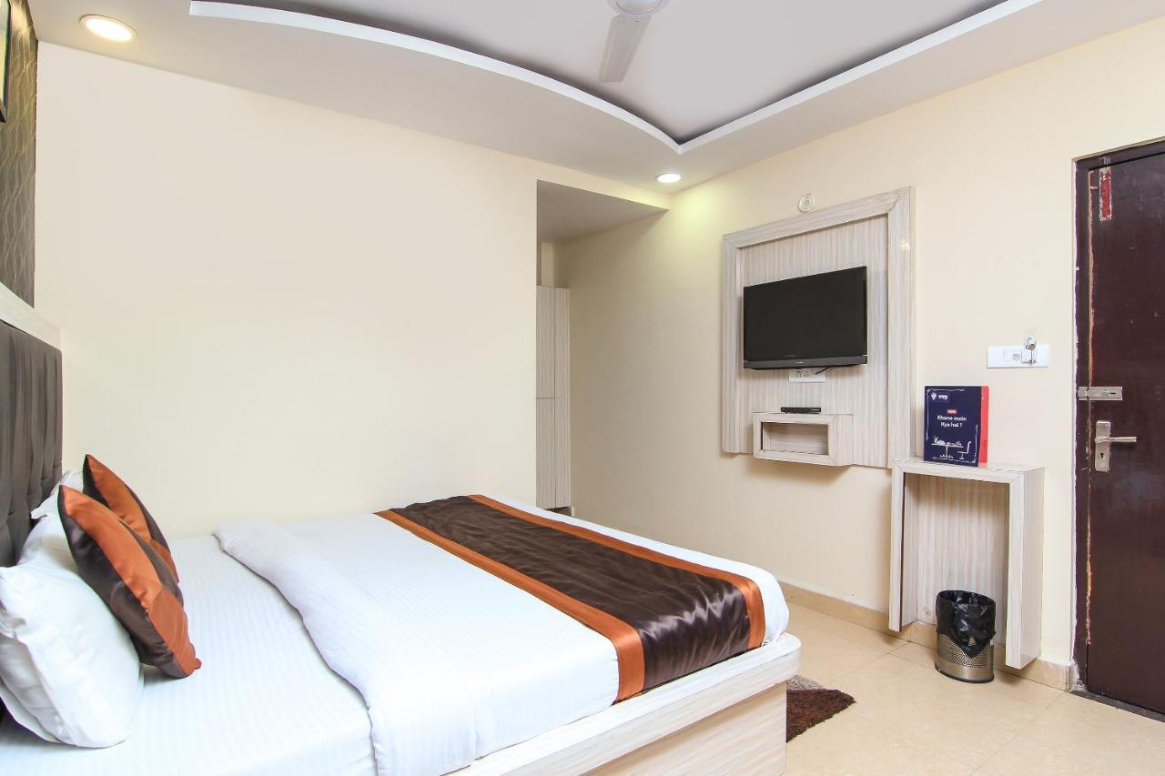Oyo 8883 Hotel Comfort Zone Lucknow Exterior foto