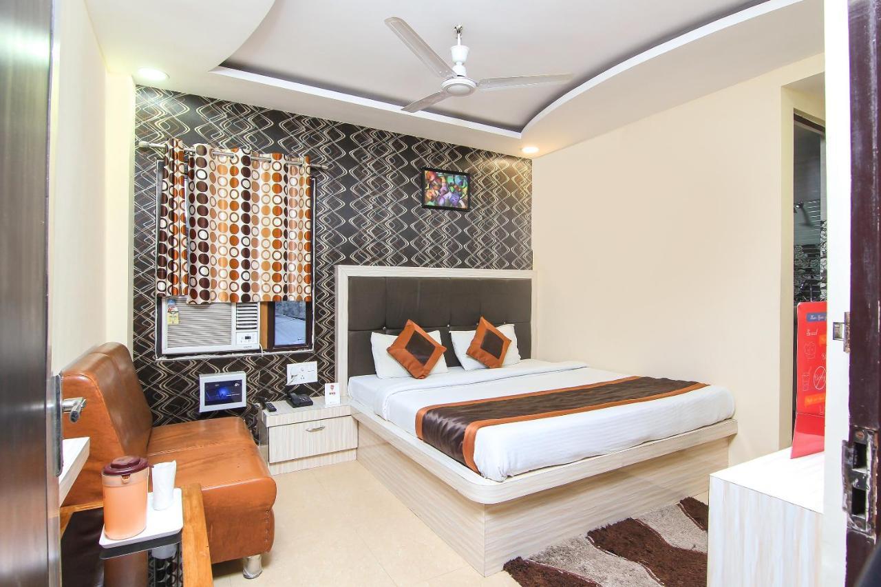 Oyo 8883 Hotel Comfort Zone Lucknow Exterior foto