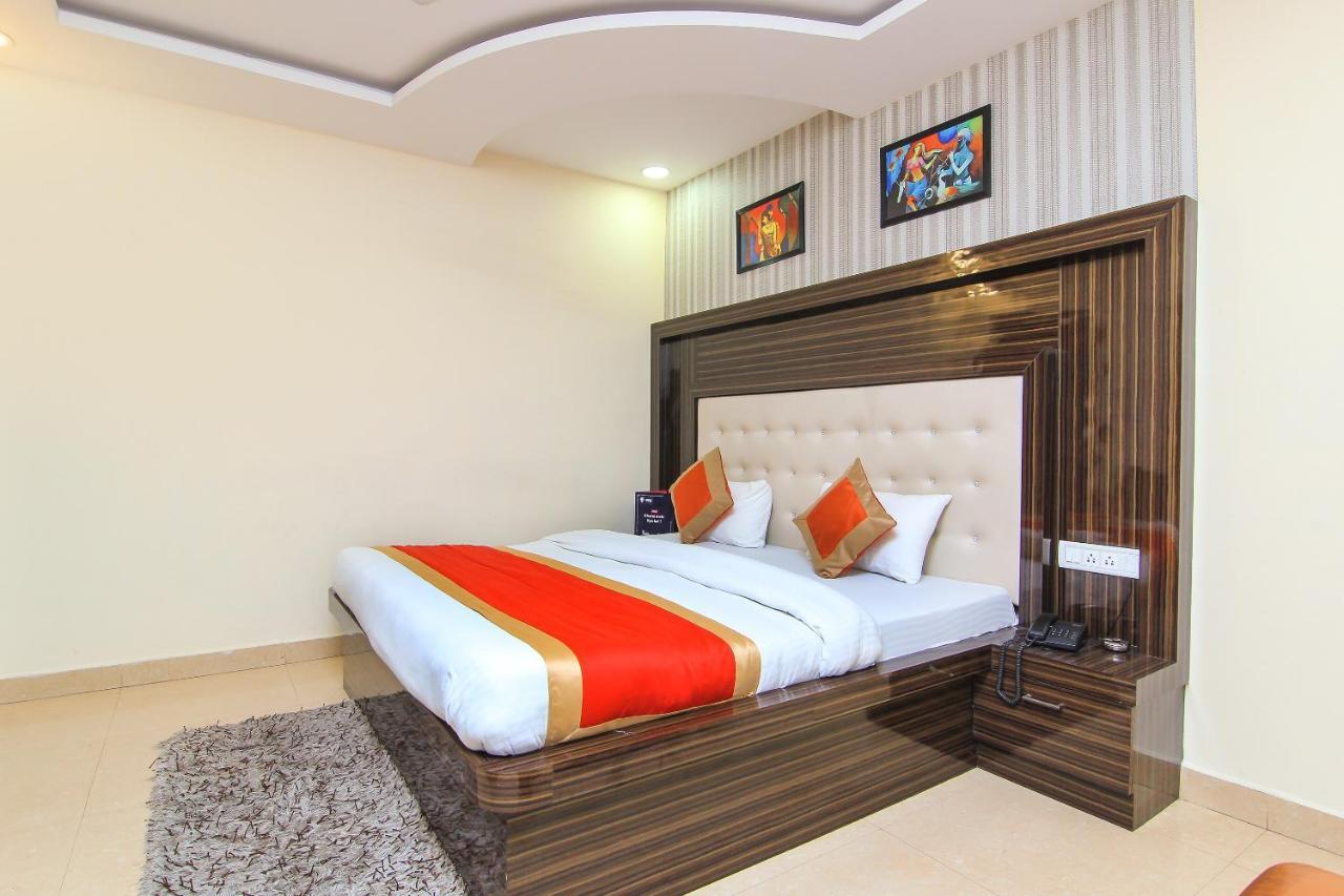 Oyo 8883 Hotel Comfort Zone Lucknow Exterior foto